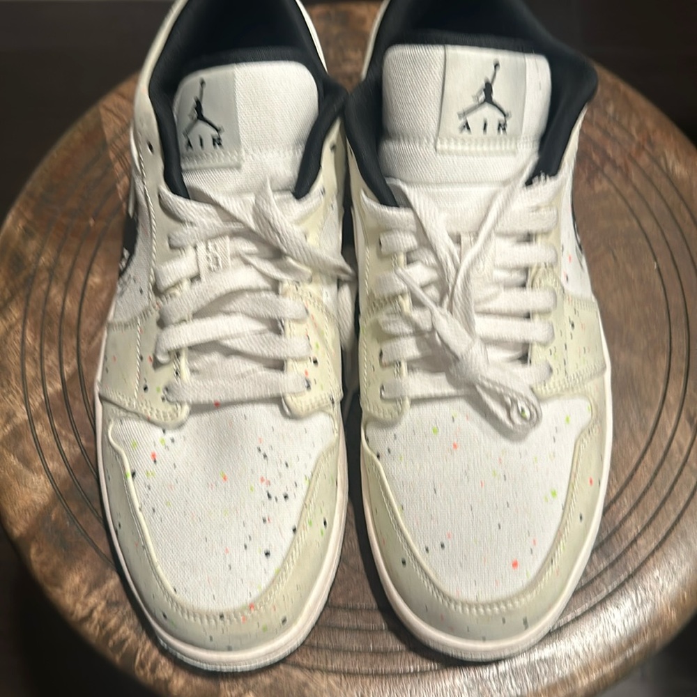 Nike  Air Jordan’s size 11 like new warn once